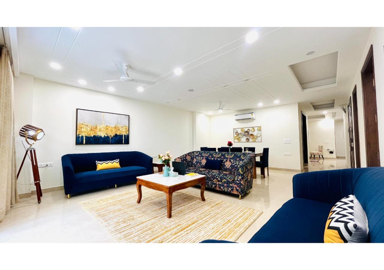 Apartment Bluo Modern 3Bhk Saket - Lift, Parking, Balcony *