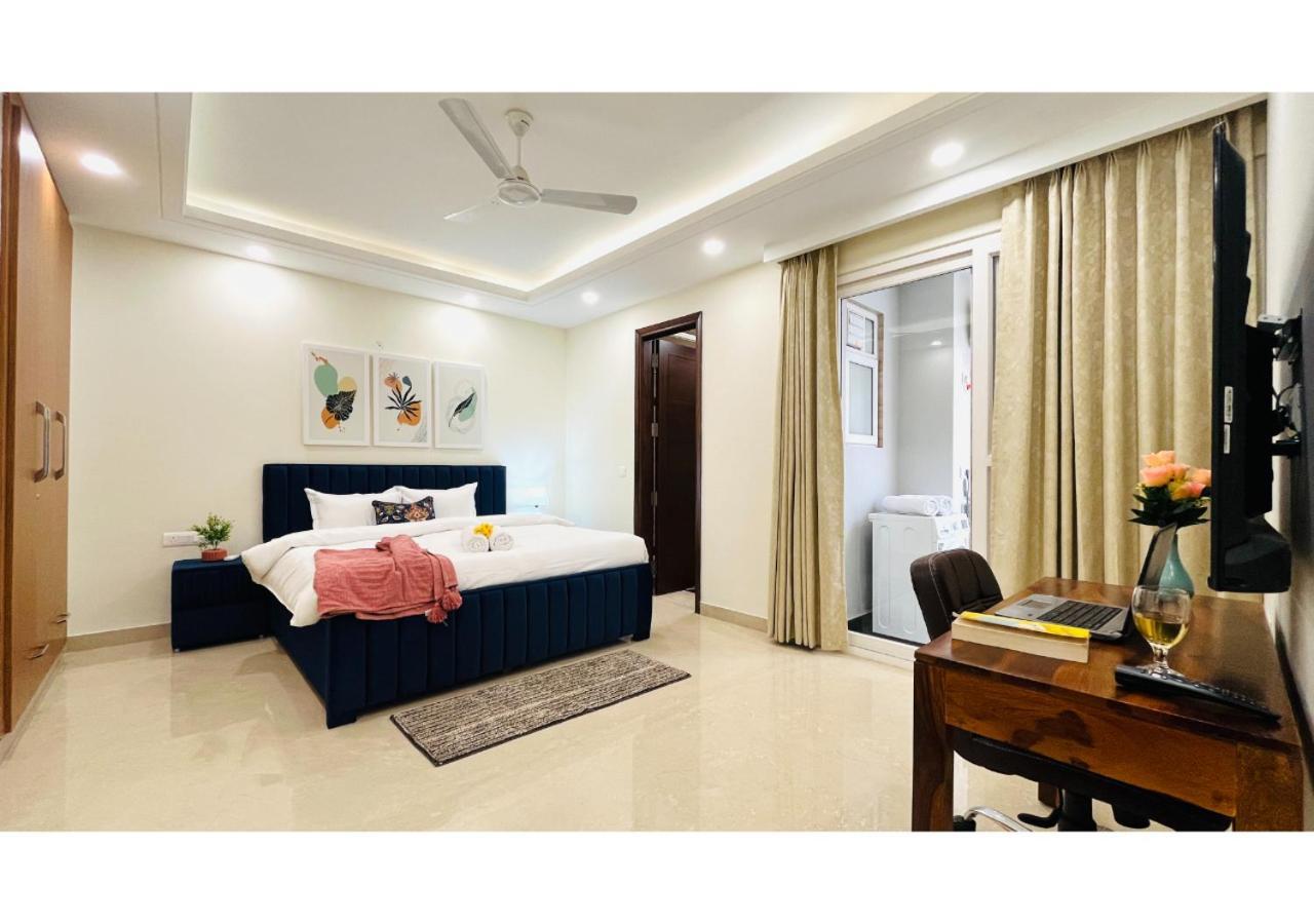 Apartment Bluo Modern 3Bhk Saket - Lift, Parking, Balcony New Delhi